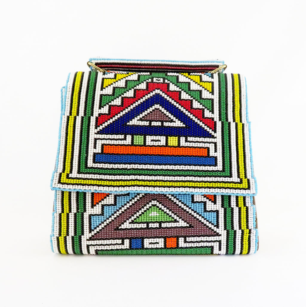 Large beaded handbag in Ndebele patterns